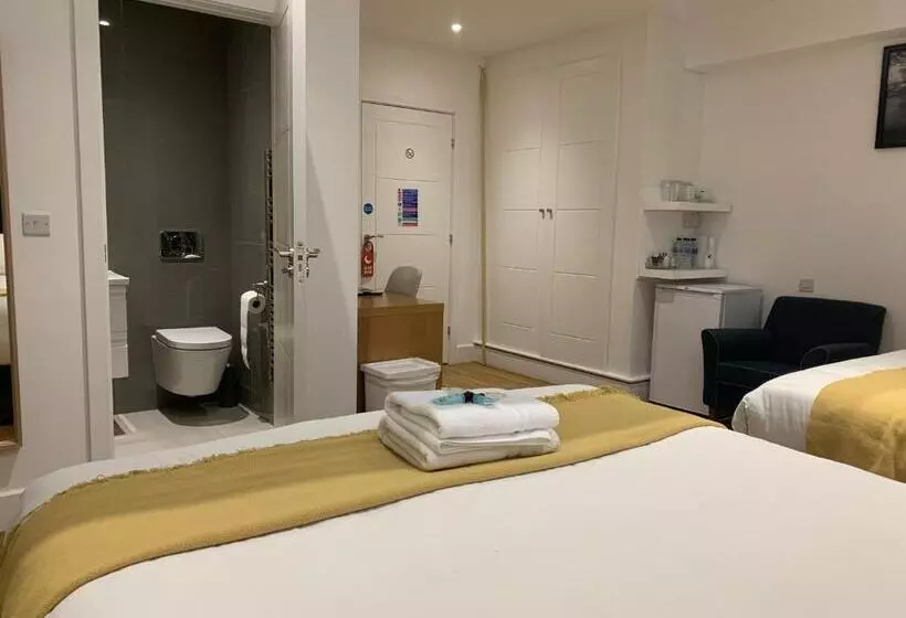 Majatalo London City View