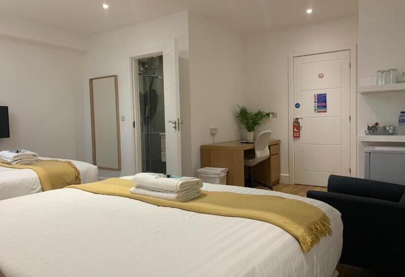 膳宿费 London City View