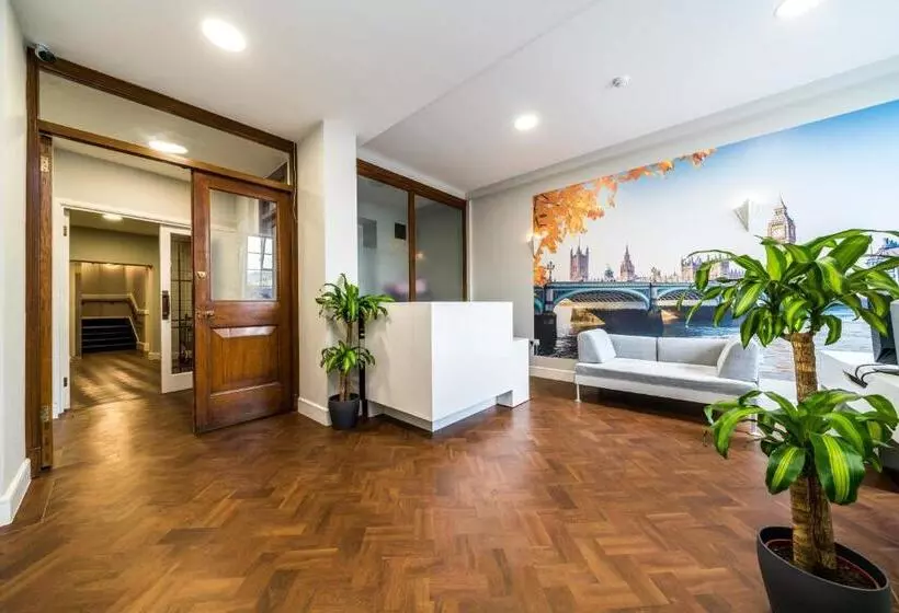 Majatalo London City View