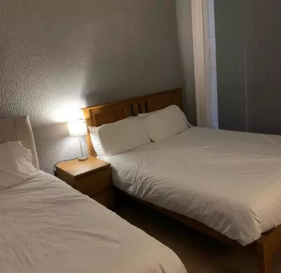 پانسیون The Corner Rooms