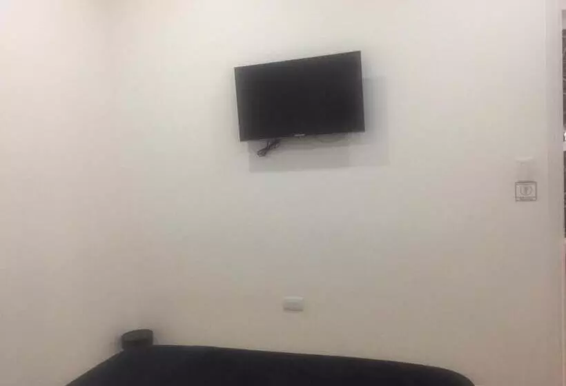 Three House Hostel Boutique