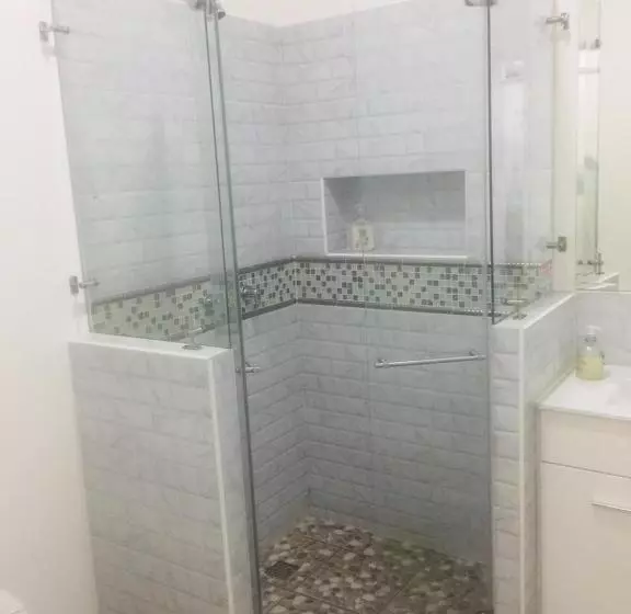 Three House Hostel Boutique