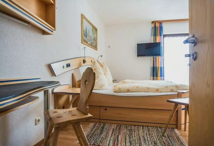 ユースホステル Gasthof Kornbachtal