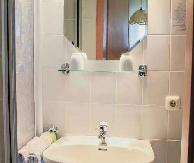 ユースホステル Gasthof Kornbachtal