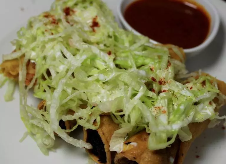 Albergue Restaurante De Artieda