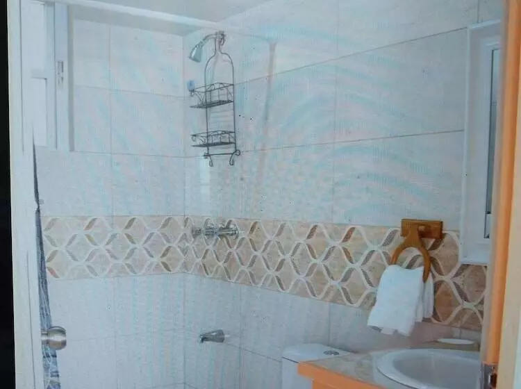 هاستل Rosa Guesthouse