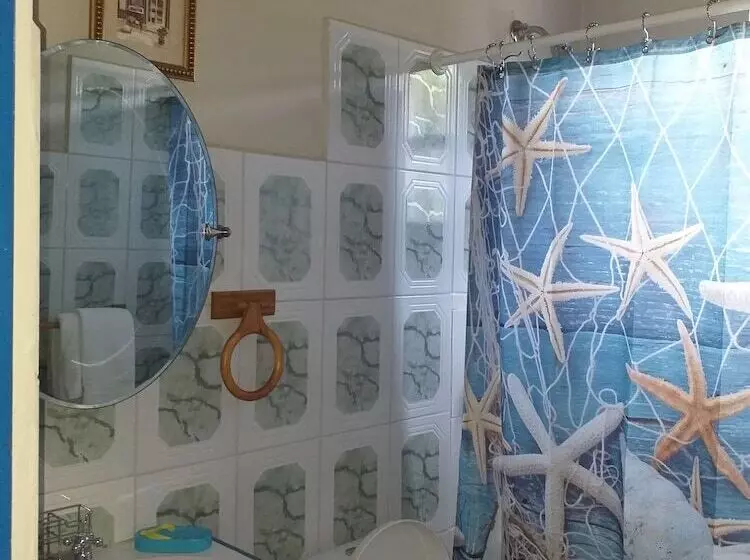 هاستل Rosa Guesthouse