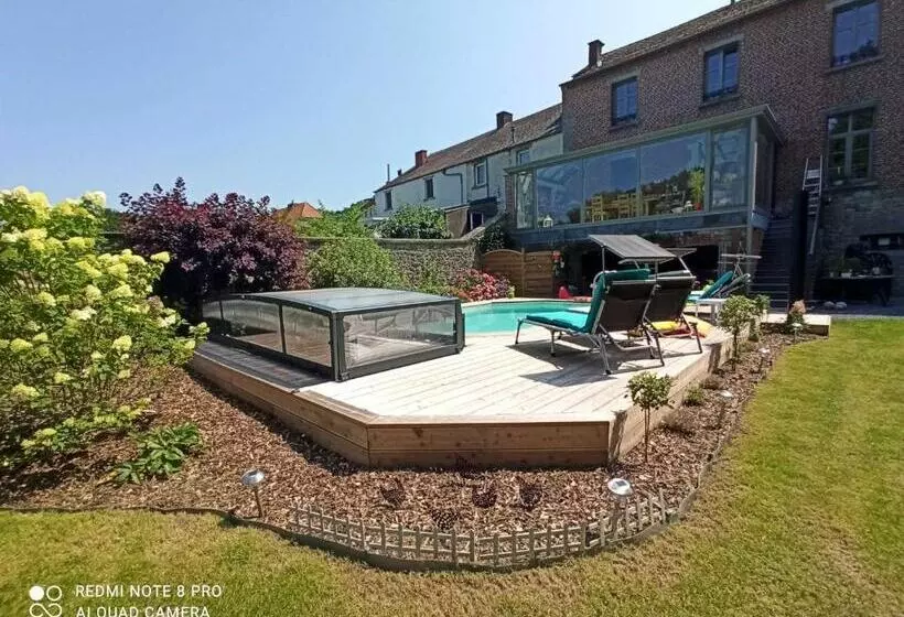 Aamiaismajoitus (B&B) Au Crapaud Charmant