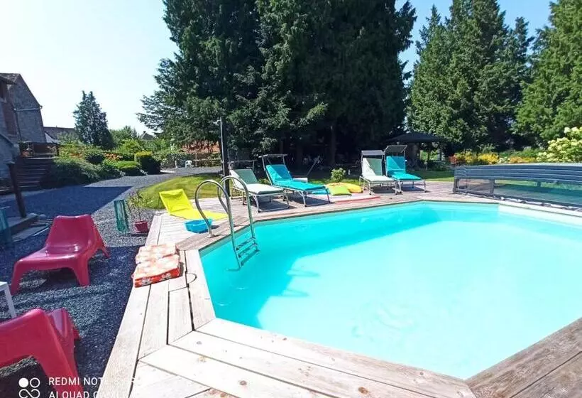 Aamiaismajoitus (B&B) Au Crapaud Charmant