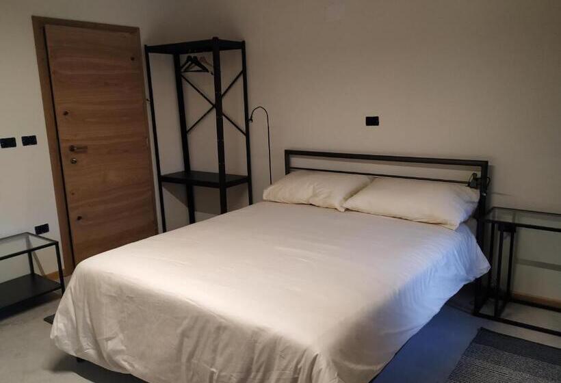 تختخواب و صبحانه B & W Križ