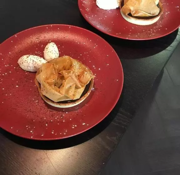 ホテル Au Père Tranquille