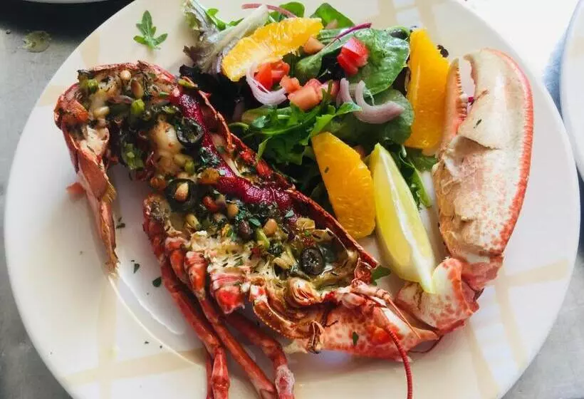 ホテル Au Père Tranquille