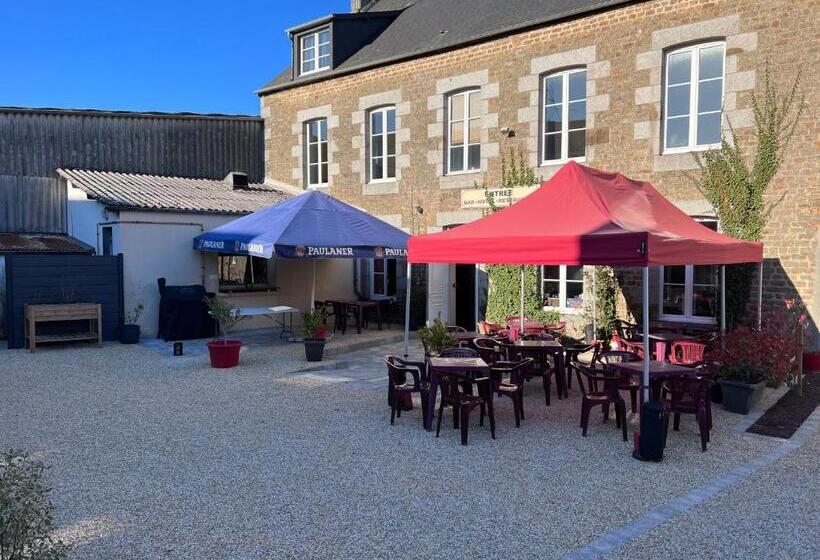 Отель Au Père Tranquille