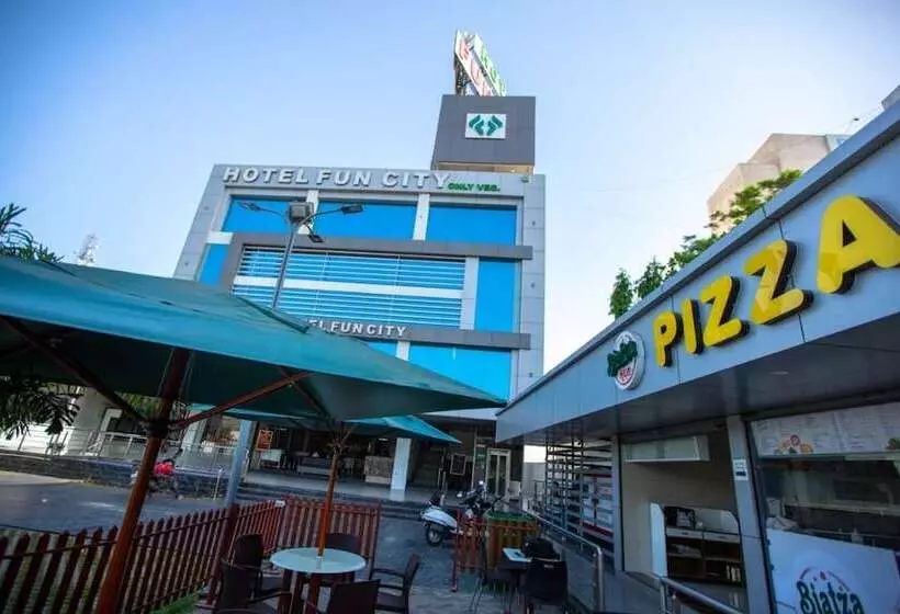 Hotelli Fun City