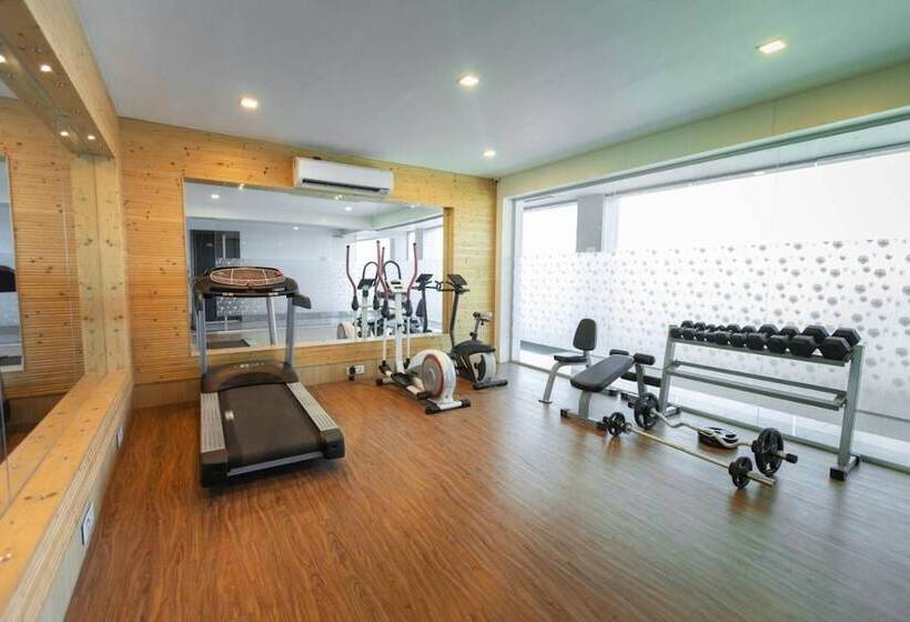 בית מלון כפרי Fun City