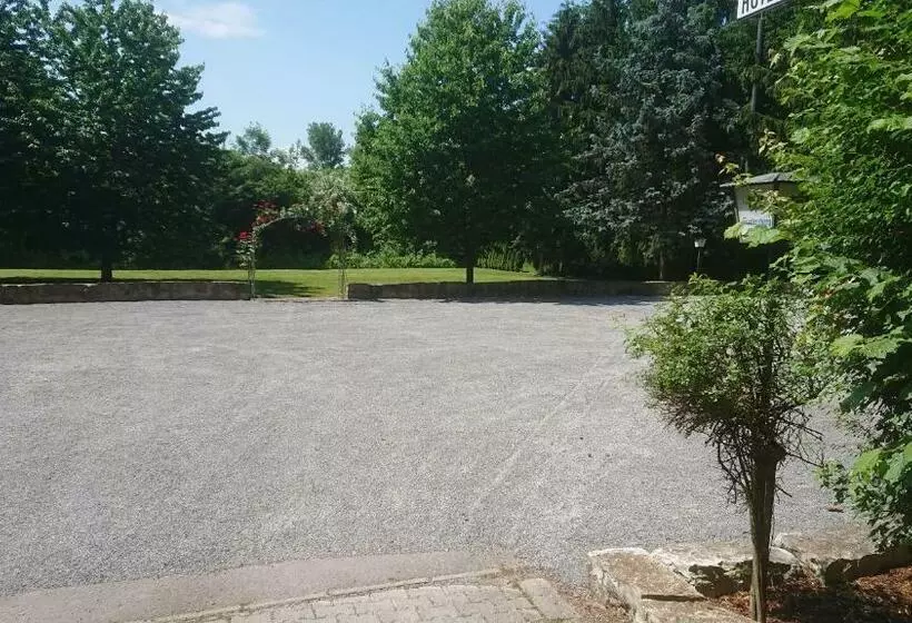 Hotelli Landgasthof Fromm