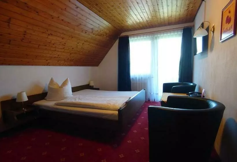 Hotelli Landgasthof Fromm