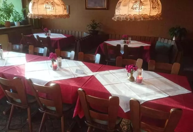 Hotelli Landgasthof Fromm