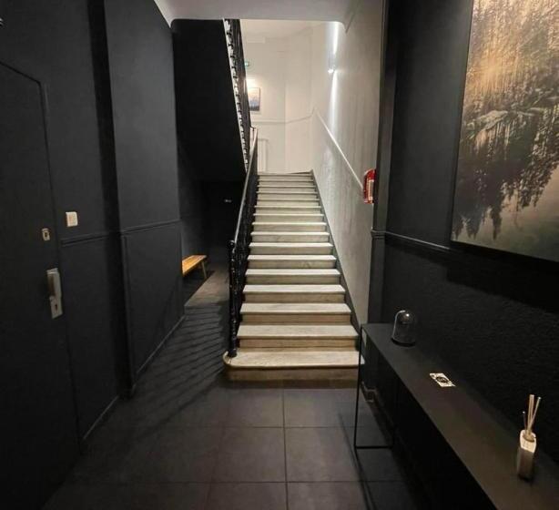 ホテル Ostan Hôtel Boutique