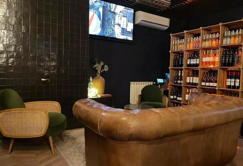 Hotelli Ostan Hôtel Boutique