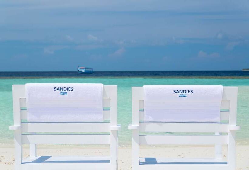 هتل Sandies Bathala