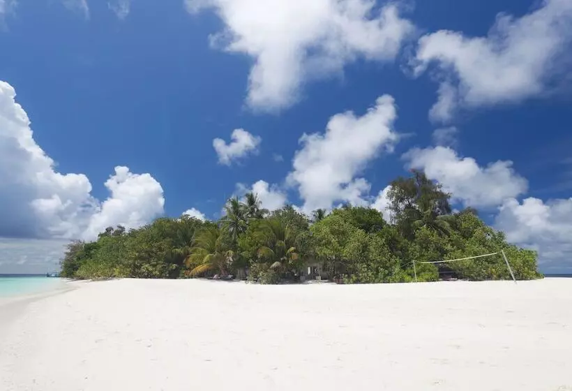 هتل Sandies Bathala