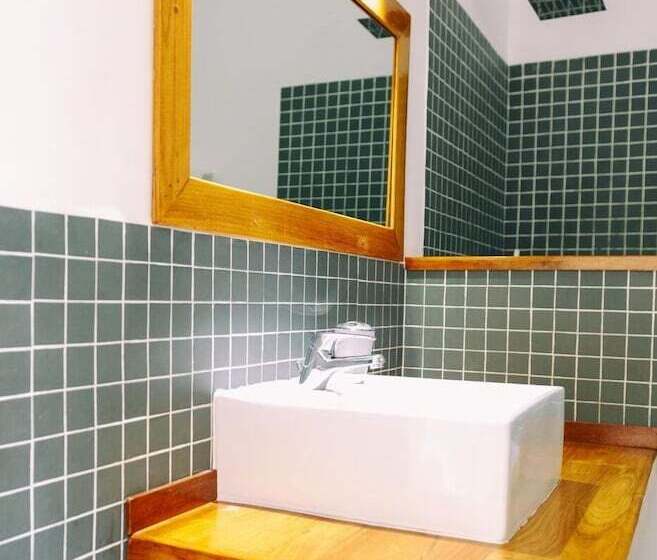 تختخواب و صبحانه Etoile Blanche