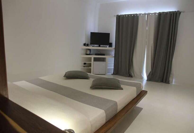 تختخواب و صبحانه Etoile Blanche