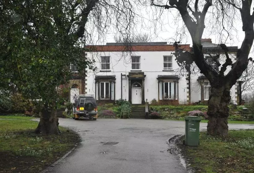 ベッドアンドブレックファースト Heath House