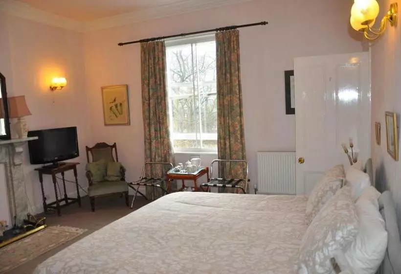 ベッドアンドブレックファースト Heath House