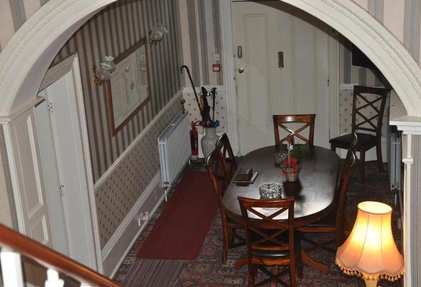 Bed and Breakfast Heath House