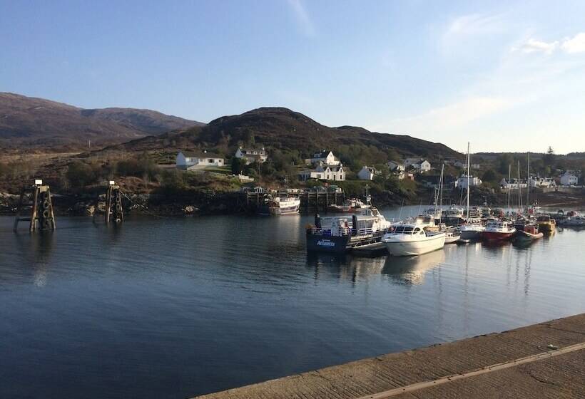 Bed and Breakfast Hillside