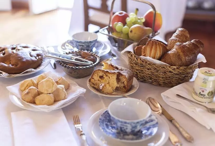 Aamiaismajoitus (B&B) Palazzo Sismonda