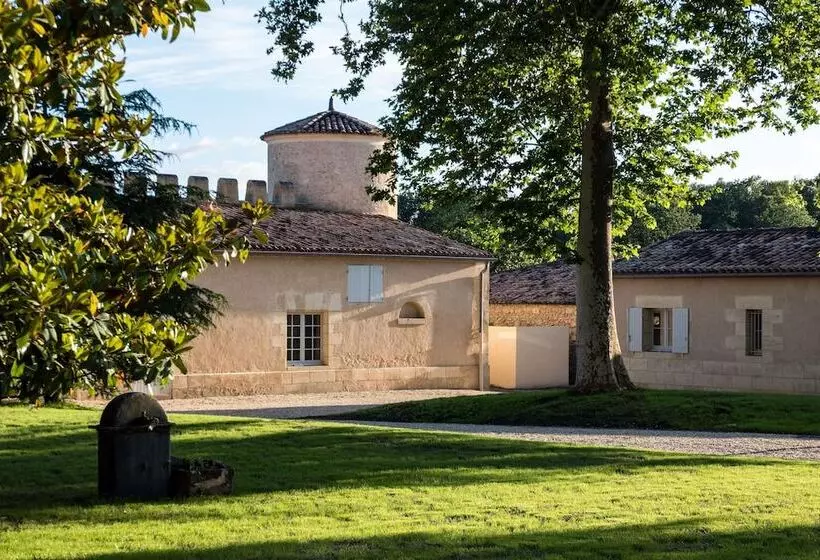 Hotelli Château Lafaurie Peyraguey Hôtel & Restaurant Lalique