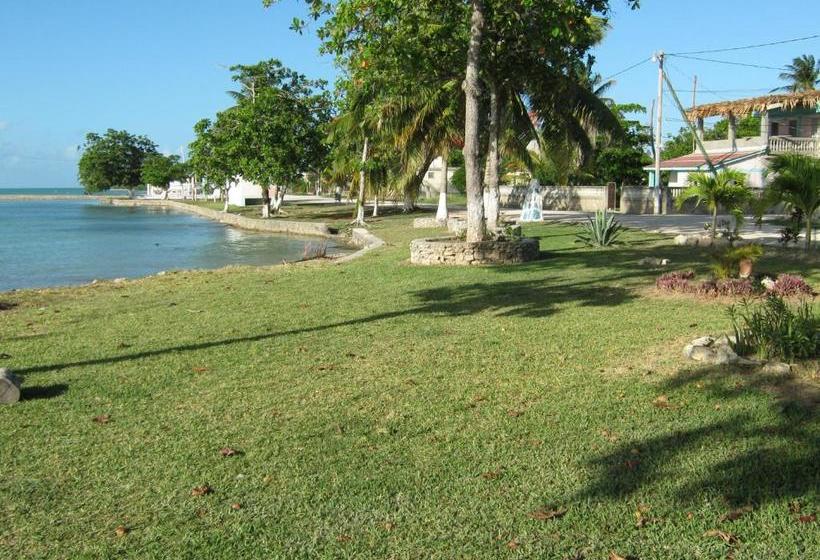 Majatalo Fernando S Seaside Guest House