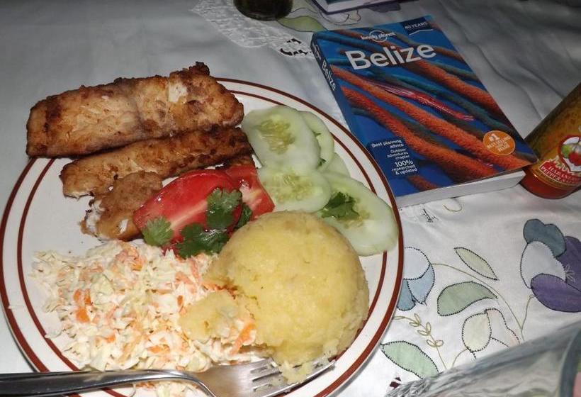 Majatalo Fernando S Seaside Guest House