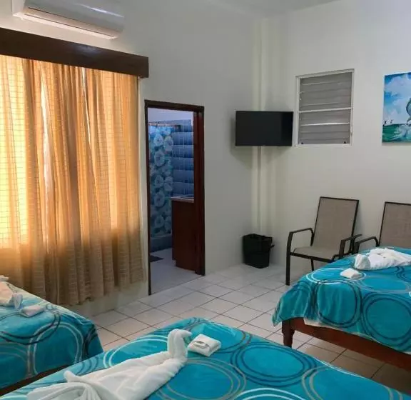 ペンション Fernando S Seaside Guest House