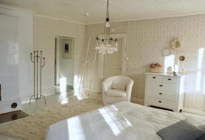 膳宿费 Hunajakoto