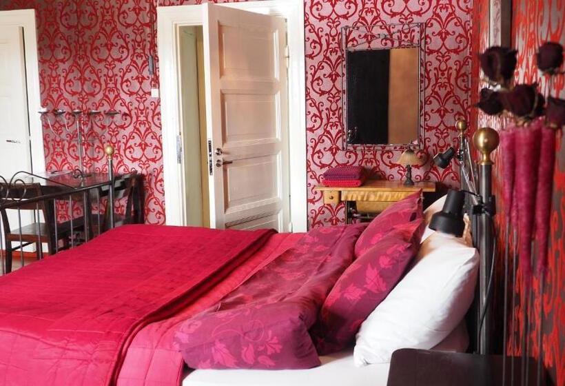 膳宿费 Hunajakoto