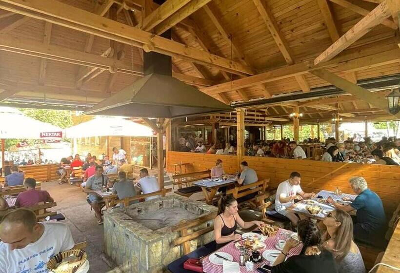 استراحتگاه Rafting Centar Rt