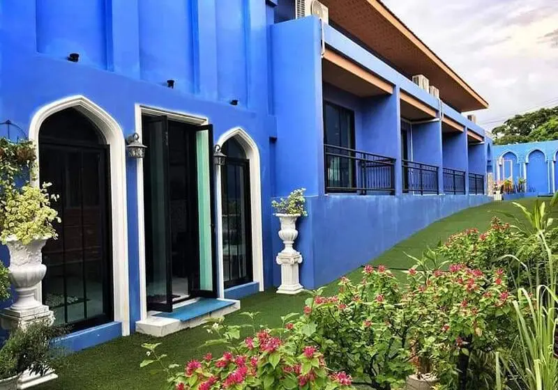 Hotelli Tharaburi At Panwa