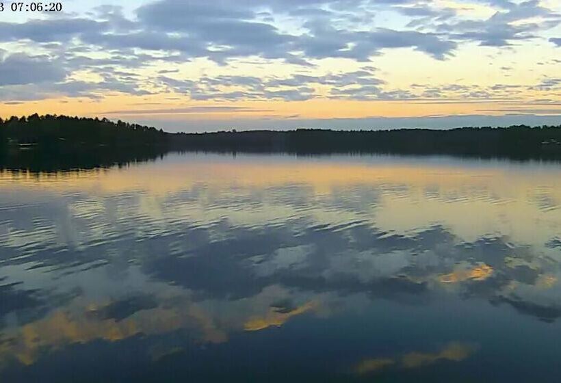 Clary Lake Bed And Breakfast