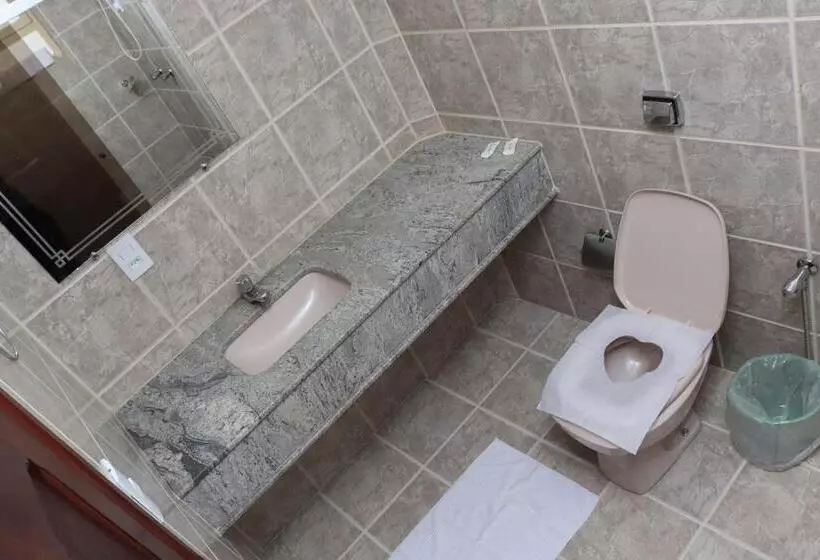 Hotelli E Restaurante Champagne