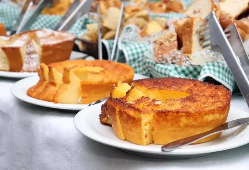 Hotelli E Restaurante Champagne