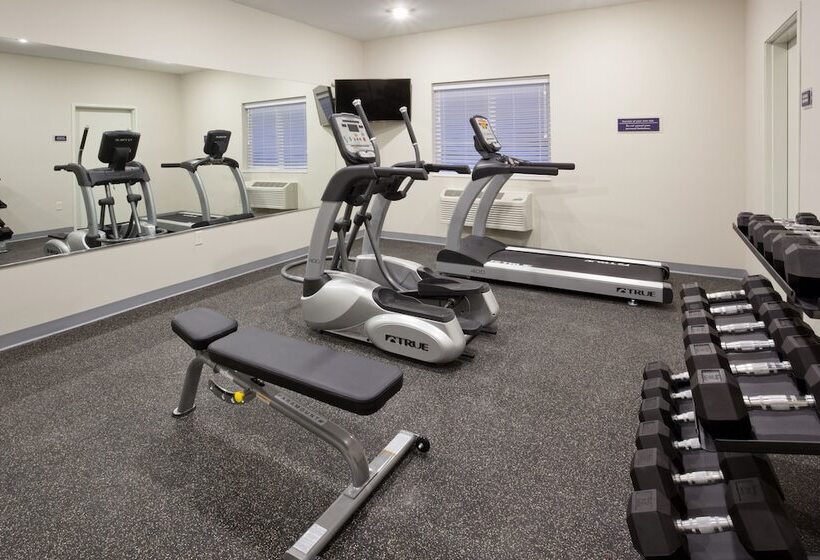 Grandstay Hotel & Suites