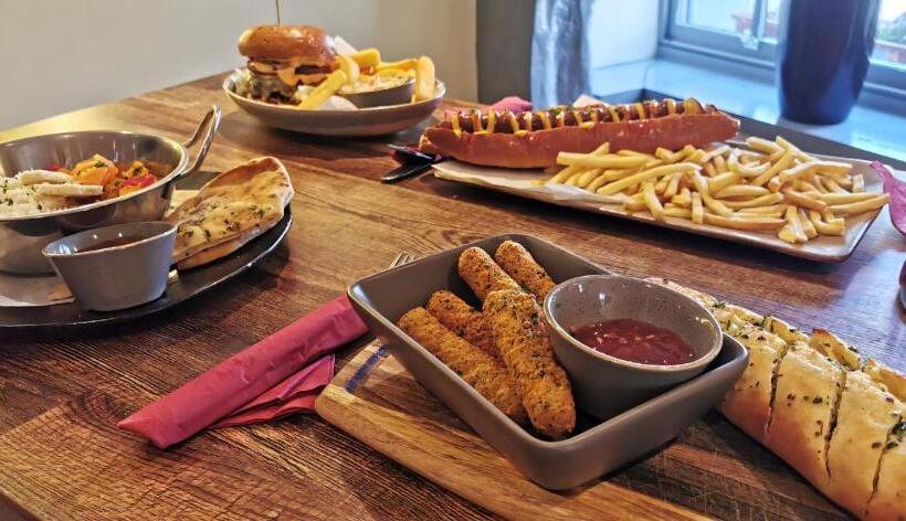 酒店 Rose And Crown