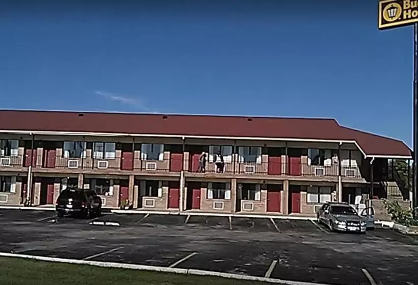 モーテル Budget Host Inn