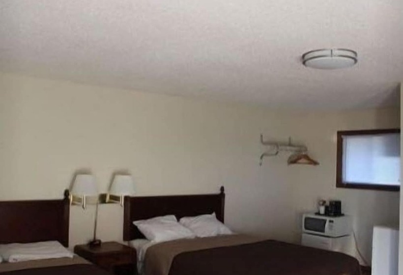 모텔 Eastwood Inn Of Wadena