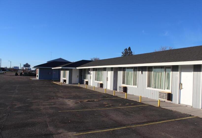 모텔 Eastwood Inn Of Wadena