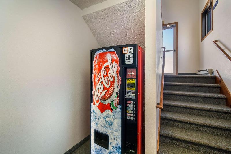 فندق على الطريق Rodeway Inn Gateway To Medora Troosevelt & Makoshika State Park